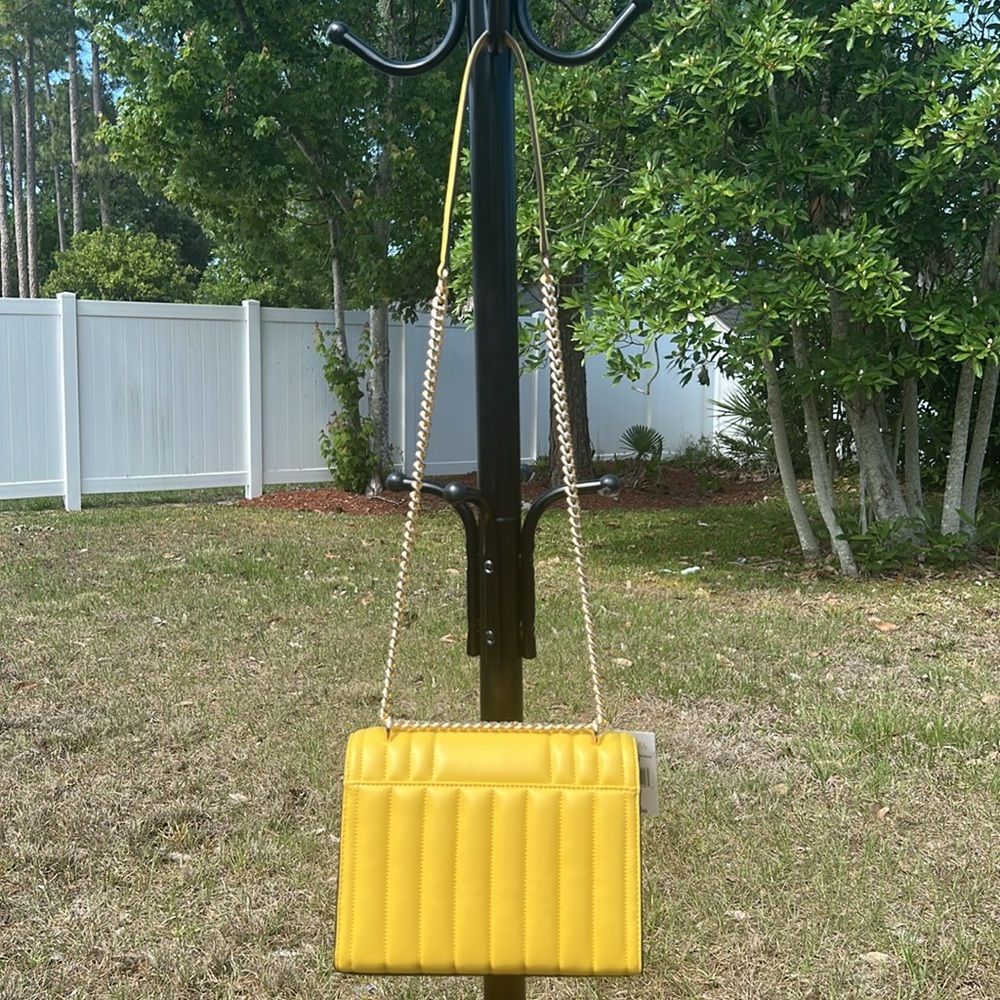NWT $628 Michael Kors versatile chain shoulder bag - Yellow - Picture 5 of 11